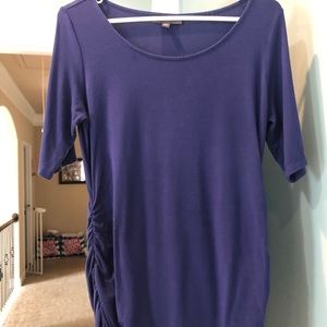 Pea in the pod blue shirt